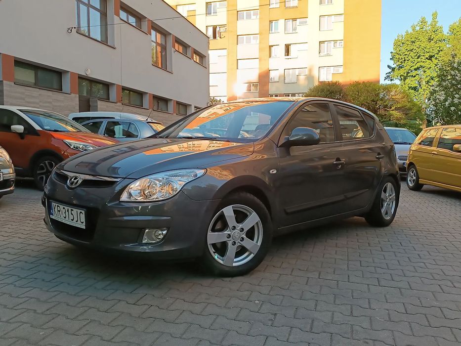 Hyundai I30 Salon PL, Niski Przebieg, od nowości w rodzinie 1.6 crdi oszczędny