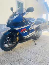 Suzuki GSXR imaculada