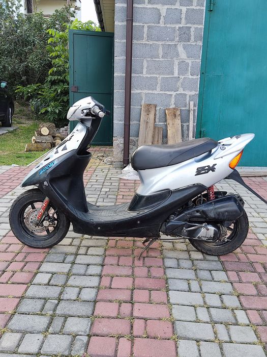 Honda dio 35 zx.