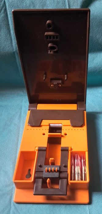 Sklejarka filmów Hama - Cinepress Automat 3751 z 1972 roku