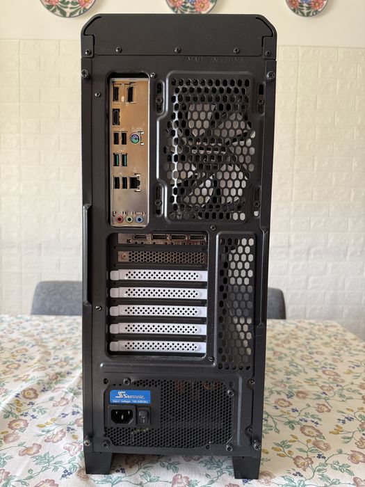 Computador Gamer / i512400F / RTX 3060 / 16 GB RAM / 1TB SSD