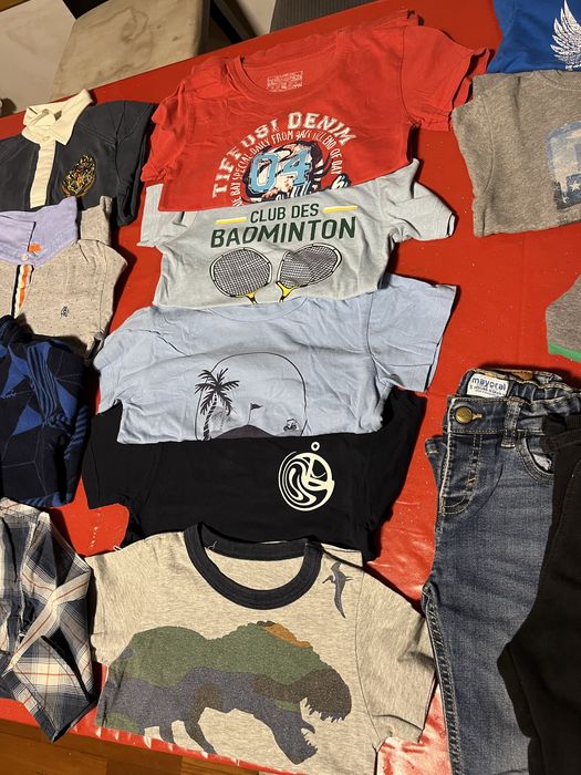 Lote (A) Conjunto peças Roupa Criança 4-5 anos