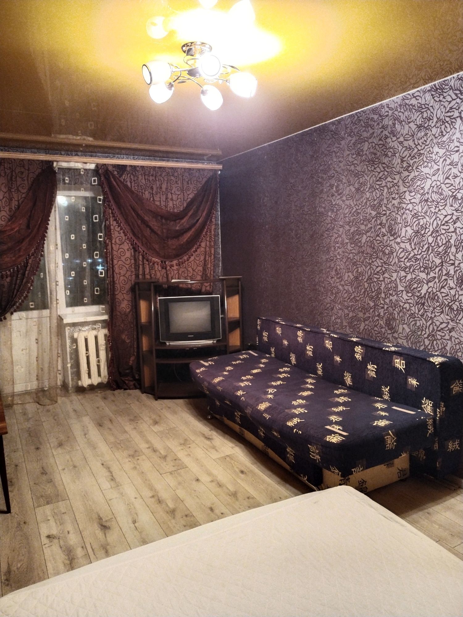 Подобово ТРЦ Київ, пл. Зигіна, київський ж/д, центр