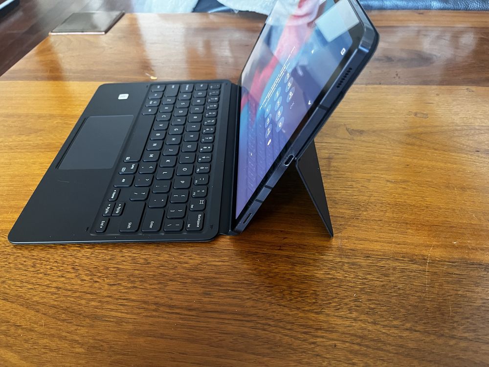 Samsung galaxy tab s7 + rysik + oryginalna klawiatura samsung + plecki