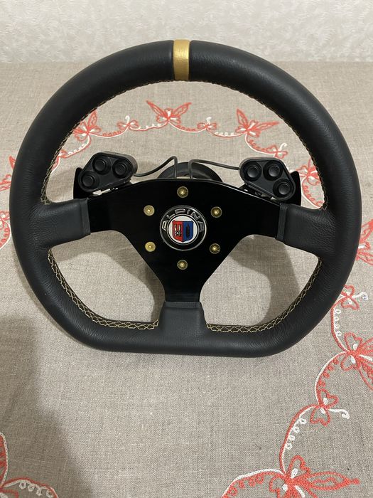 Fanatec Podium hub QR2+ fanatec wheel rim +магнітні пелюстки та кнопки