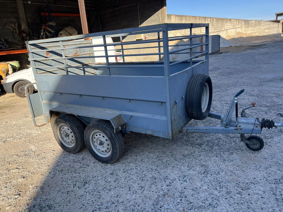 Atrelado 2 eixos para automóvel