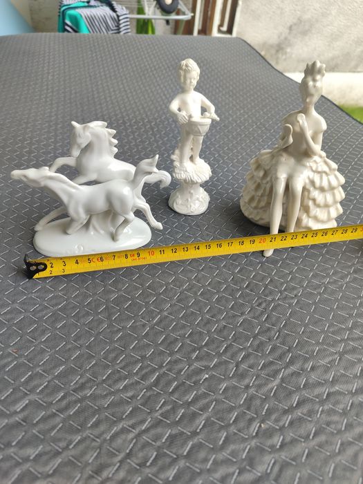 Фарфоровые фигуры