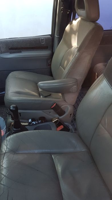 Продам шкіряні сидіння Chrysler Voyager