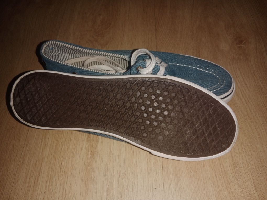 Sapato / Tênis Quebra Mar