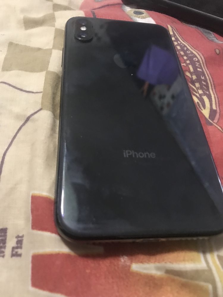 Продам iphone 10 срочно
