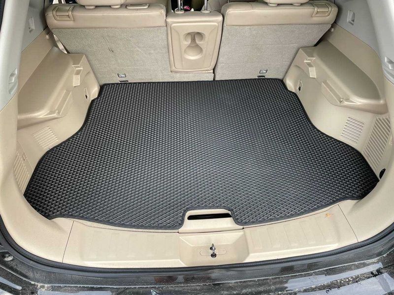 Коврик в багажник EVA Passat Focus Octavia Golf Escape Astra Rogue
