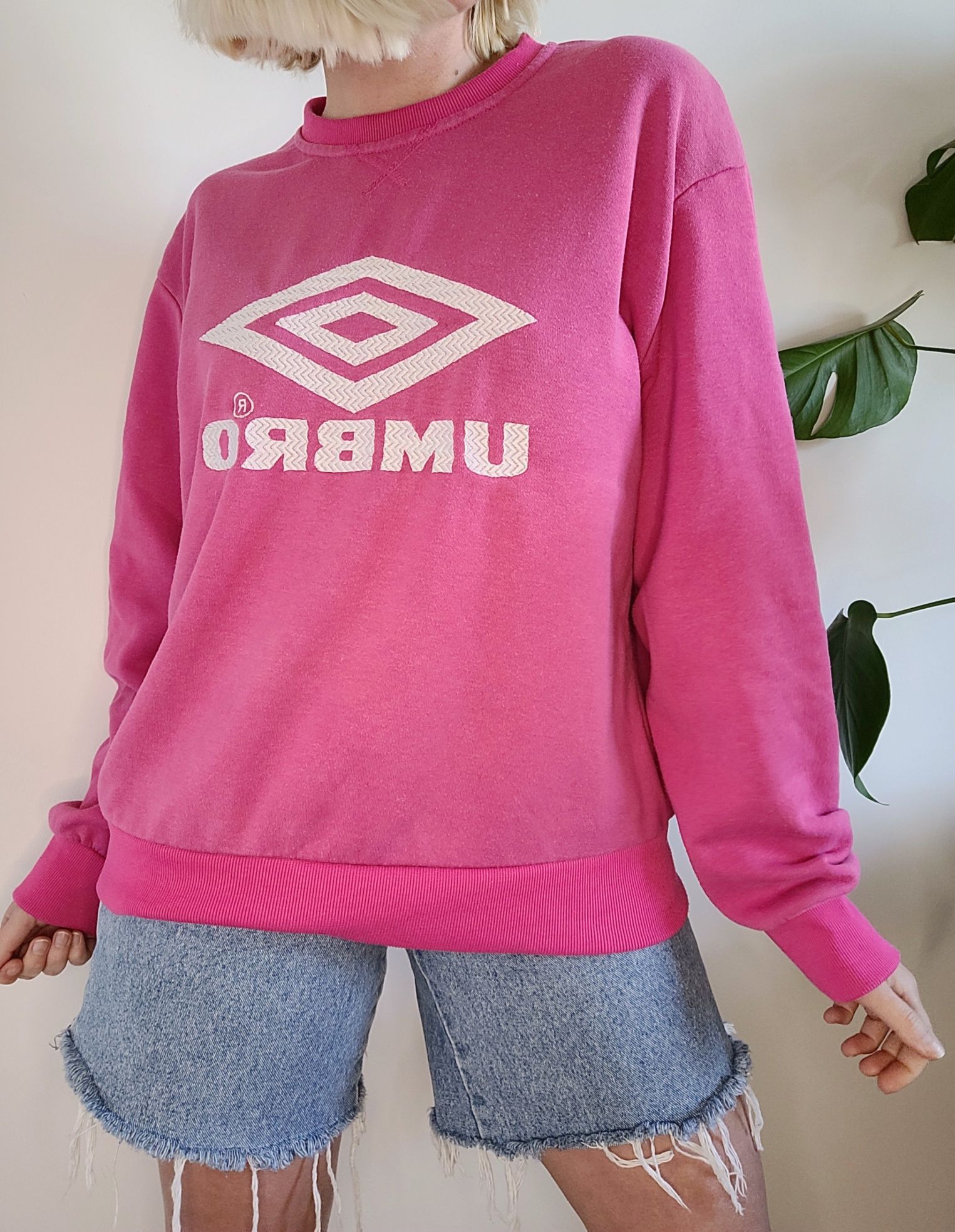 Różowa oldschoolowa bluza 90s crewneck Umbro