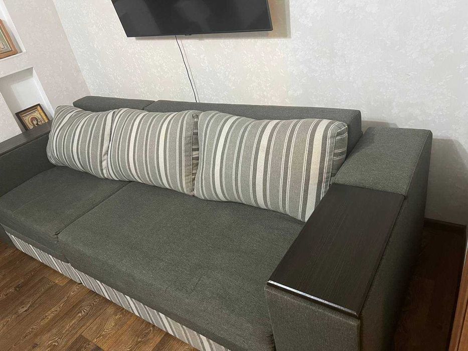 Розкладний диван