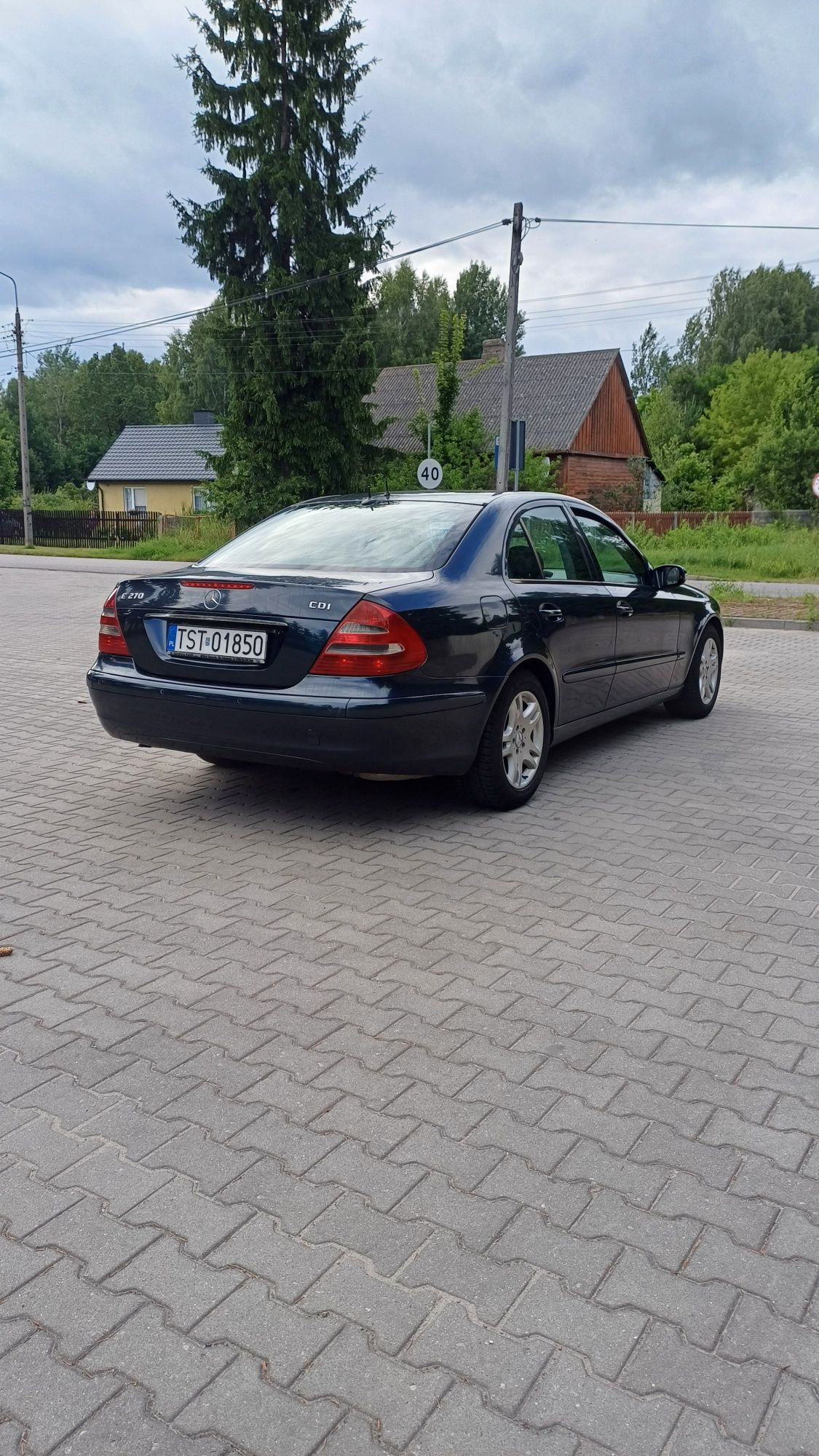 Mercedes E-klasa W211 2.7 CDI Klima - xenon - skóra
