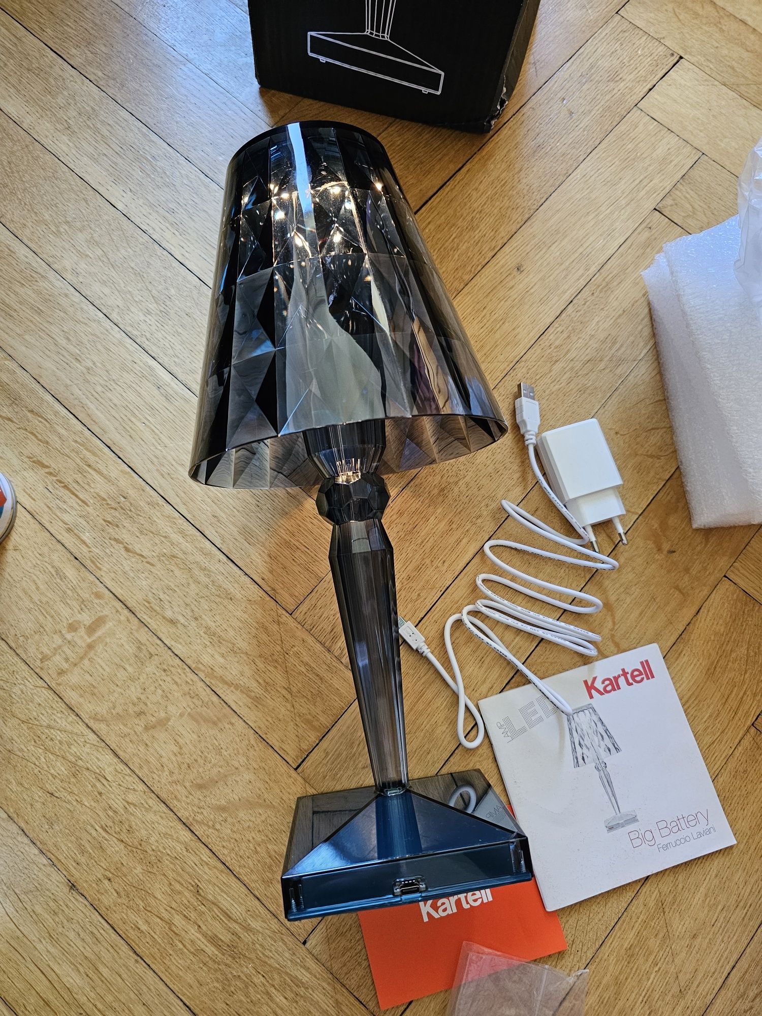 Kartell Big Battery 37 cm LED lampa stołowa Kartel kryształowa 37cm