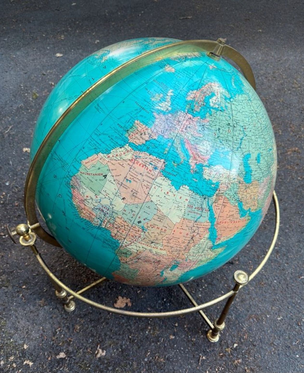 Unikatowy olbrzymie GLOBUS w mosieznej ramie. OBWÓD KULI - 198 cm