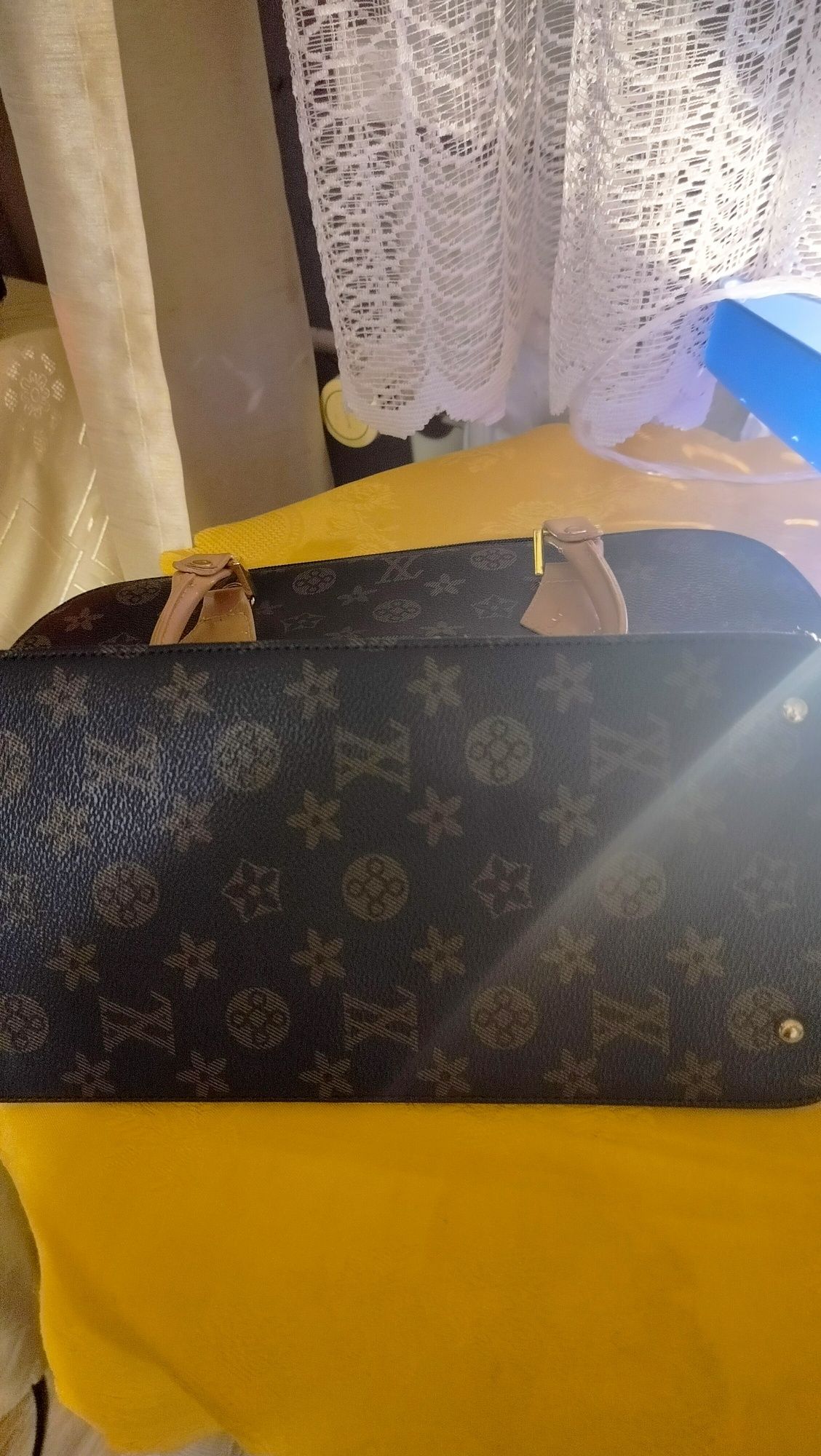Torebka damska Louis Vuitton (orginalna)
