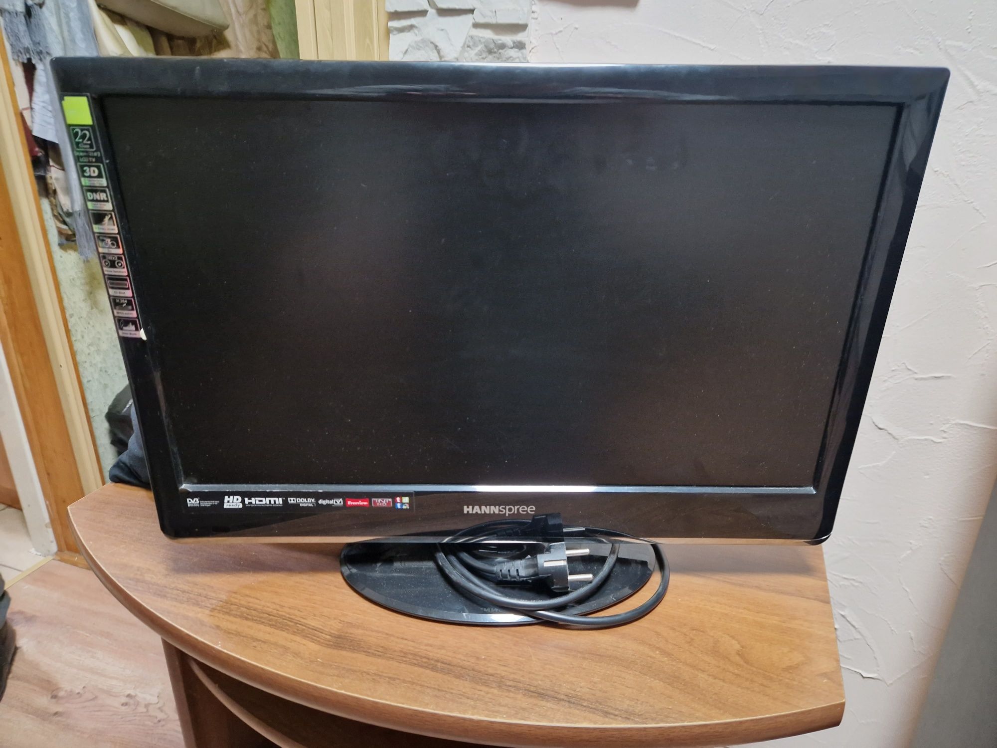 Telewizor LCD 22 cale !