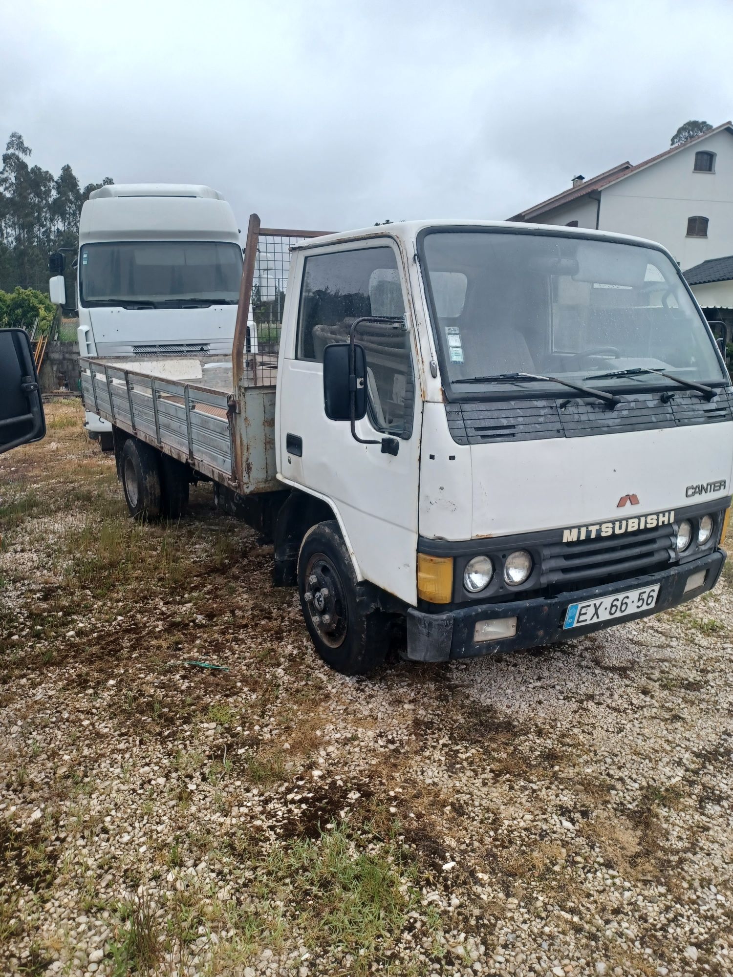 Mitsubishi 331 canter