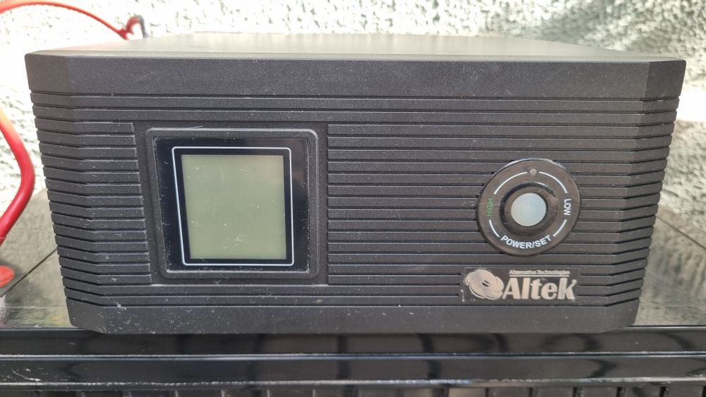 Зарядная станция Altek AXL 600 чистая синусоида