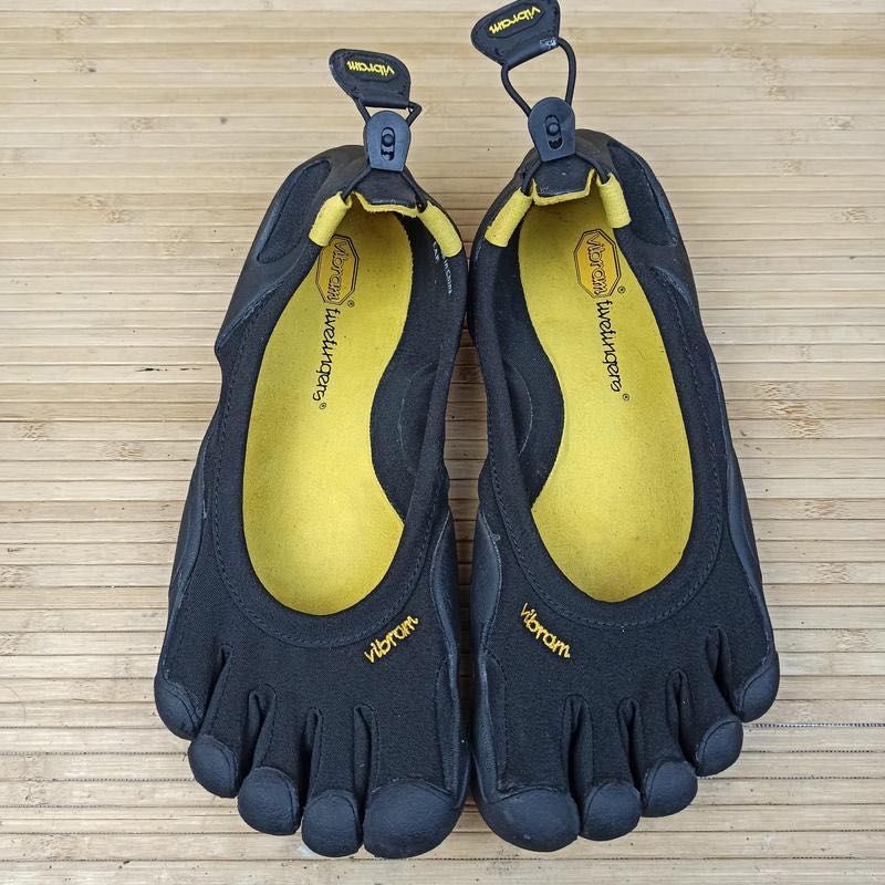 Коралки, капці Vibram Fivefingers Розмір 42 (26,5 см.)