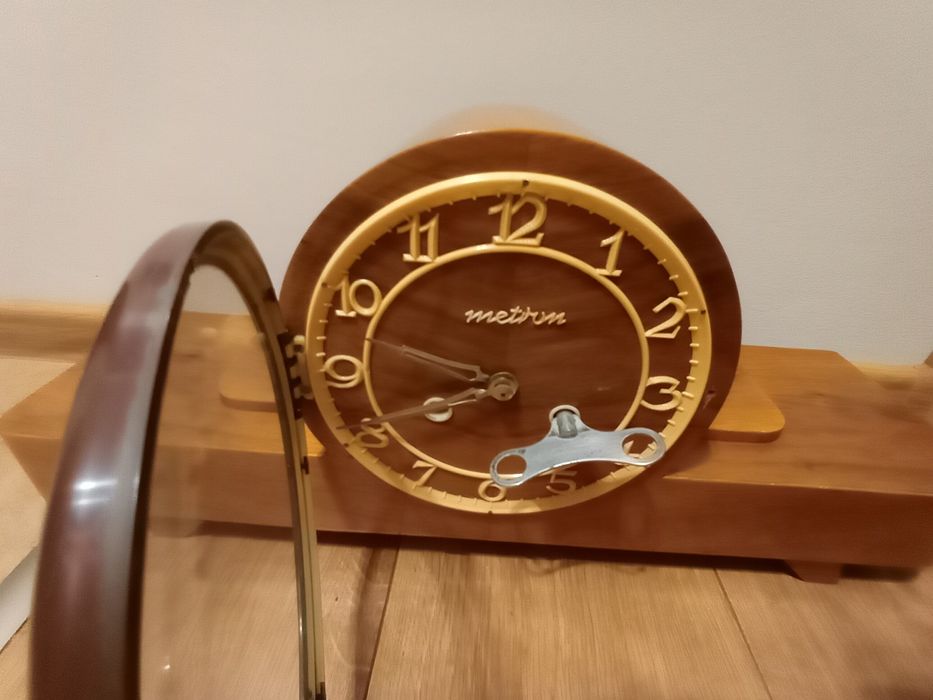 Zegar kominkowy Metron