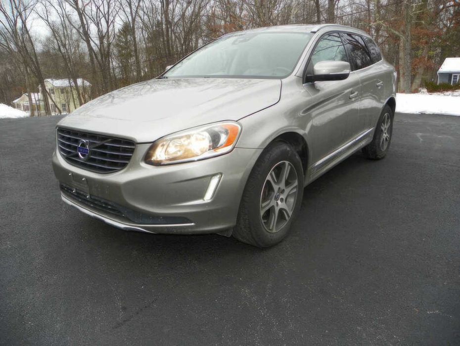 Volvo XC60 T6 Premier Plus      2015