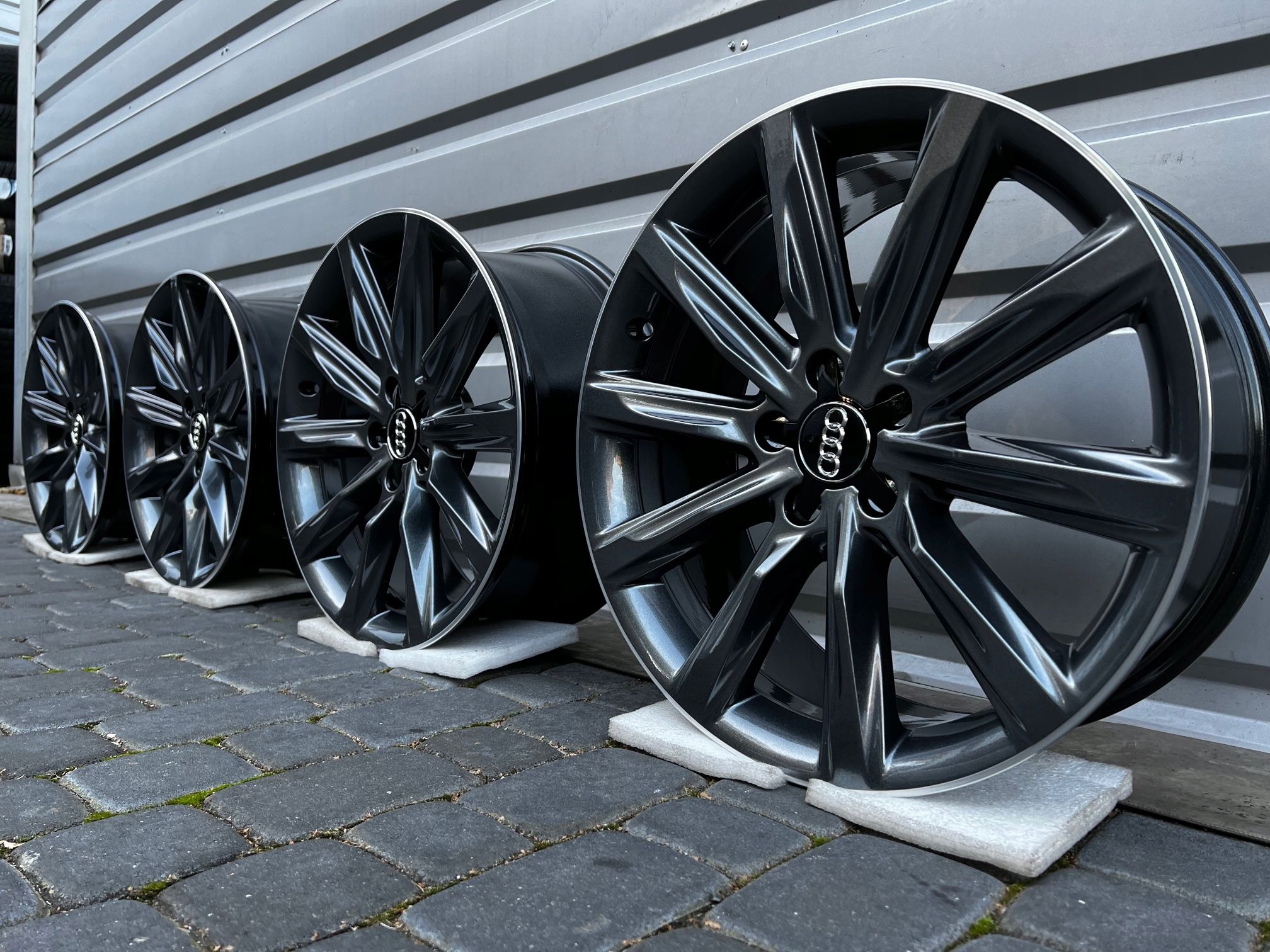 NOWE Oryginalne Felgi Audi 19 A5 A6 A7 A8 Q3 Q5 Q7