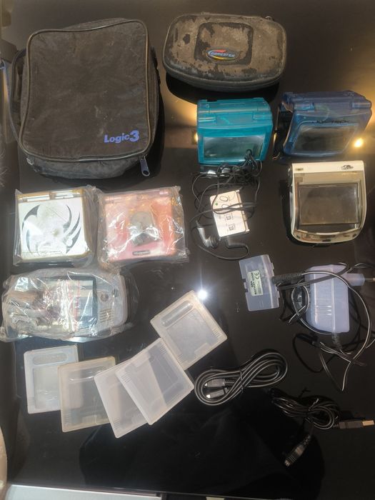 Acessórios para Game boy color e Gameboy advance da Nintendo