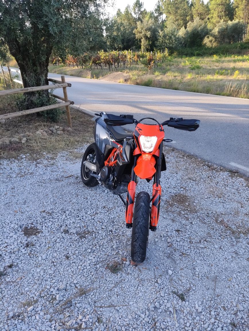 Ktm  690   SMC-R