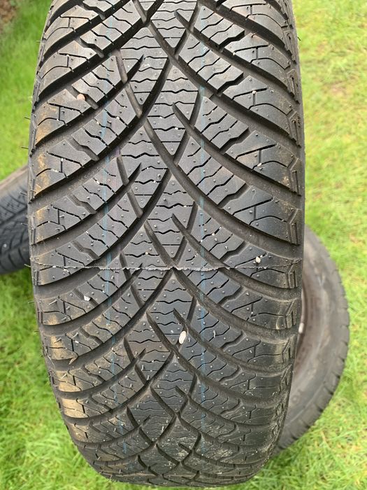 Opony 165/65 R14 79T na felgach wielosezon/zima