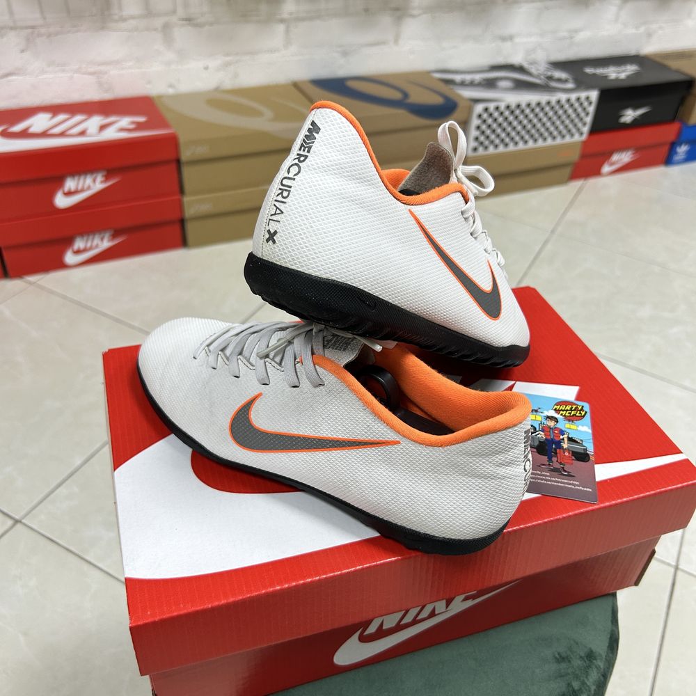 Підліткові Сороконіжки Nike Mercurial VaporX 12 оригінал 40 р білі бу