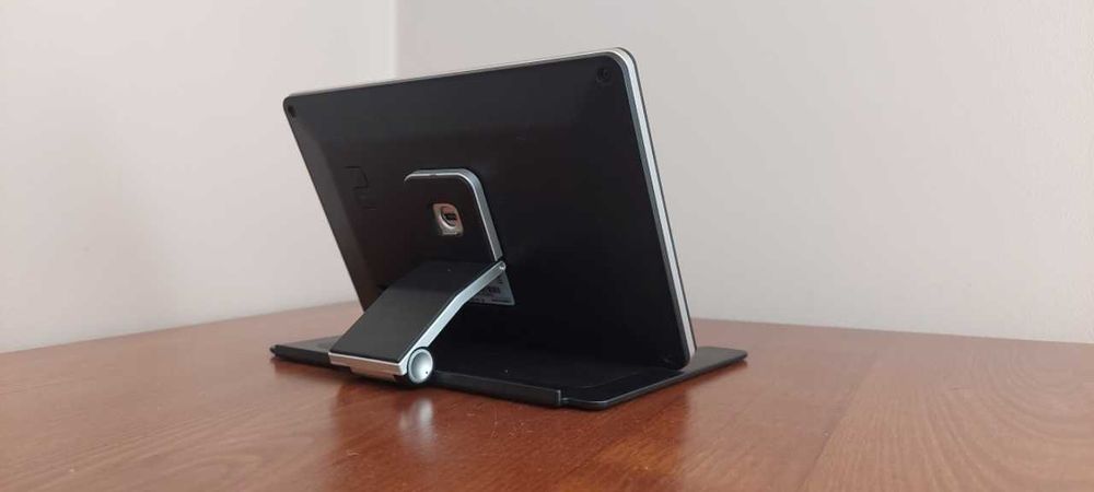 Mimo UM-760 - Monitor 7" zasilany przez USB