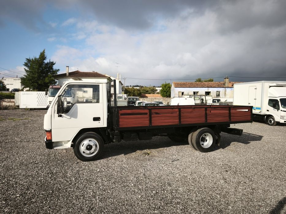Mitsubishi Canter 331
