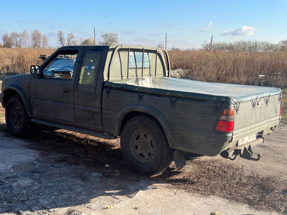 Пікап Opel Campo в Києві для зсу