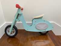 Scooter mota lambreta para criança