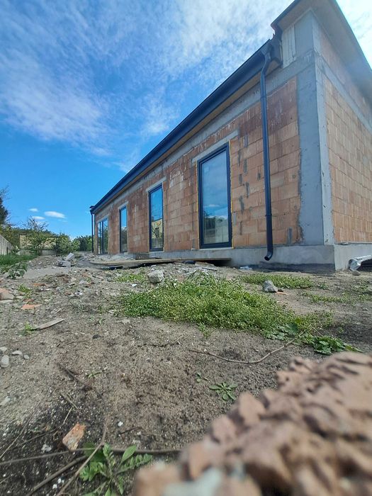 Wykonawca domów murowanych i szkieletowych