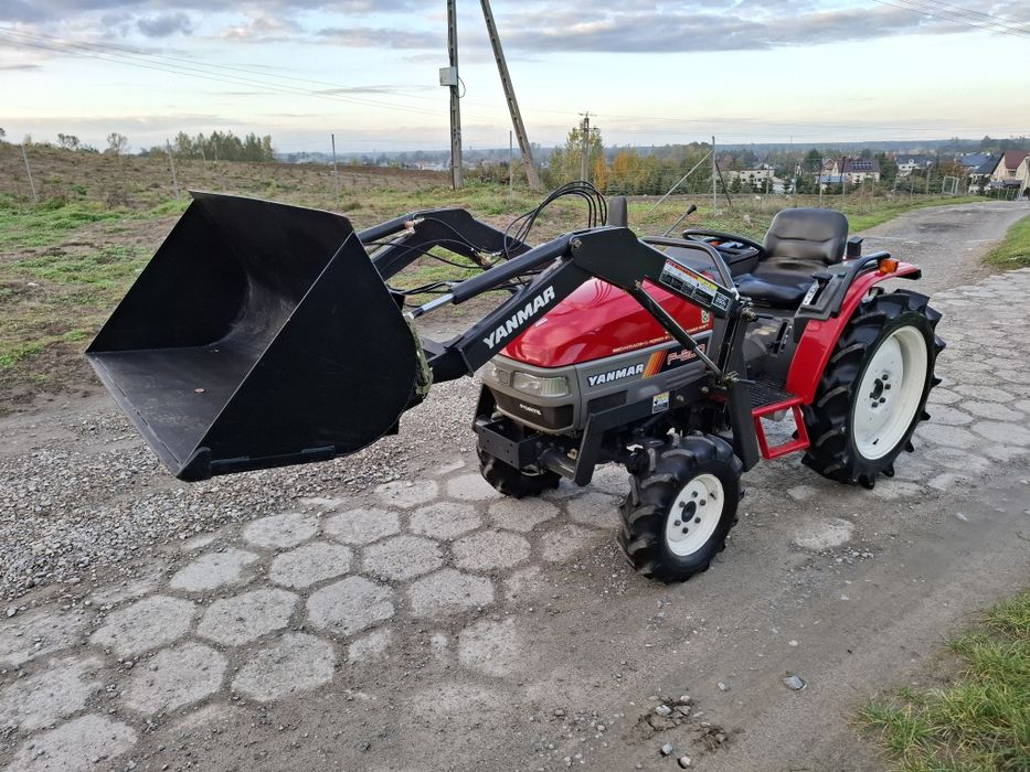 Traktor traktorek japoński yanmar F200 z oryginalnym  turem piękny sta