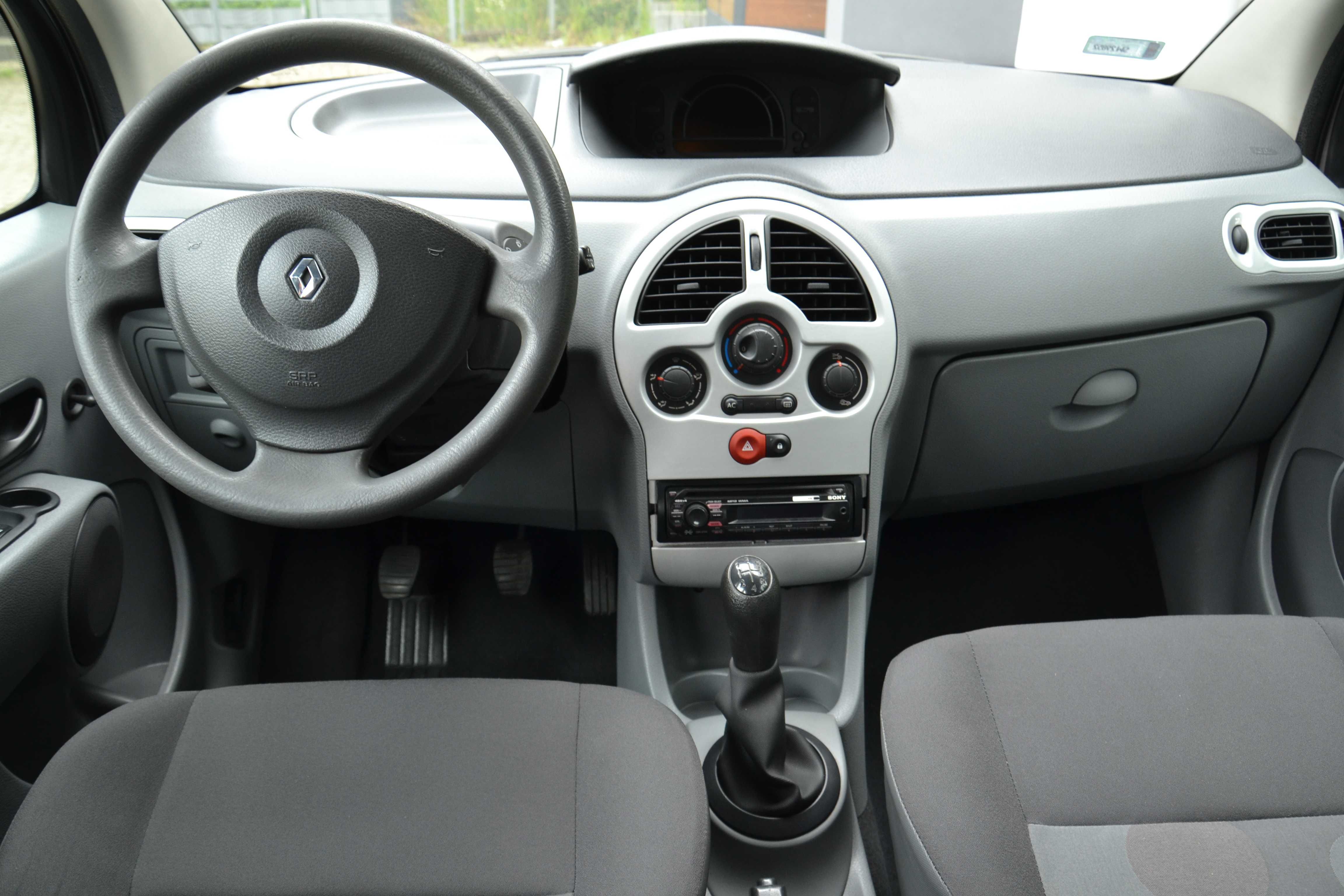 Modus z przebiegiem 122 700 km z 2007 roku