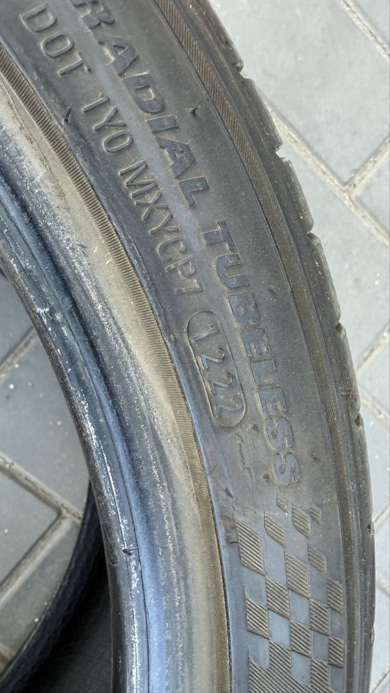 Продам автошини Kumho 225/40R18 | Гума, резина R18 у відмінному стані