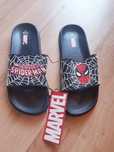 Nowe klapki meskie marki Marvel rozmiar 44.