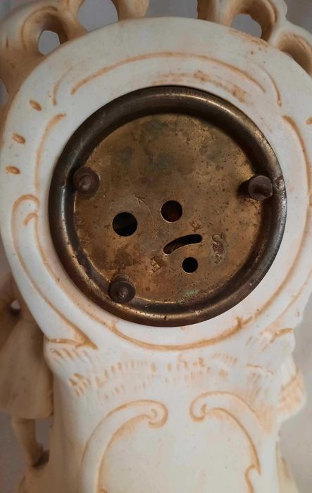Piękny Zegar Kominkowy Secesja Porcelit