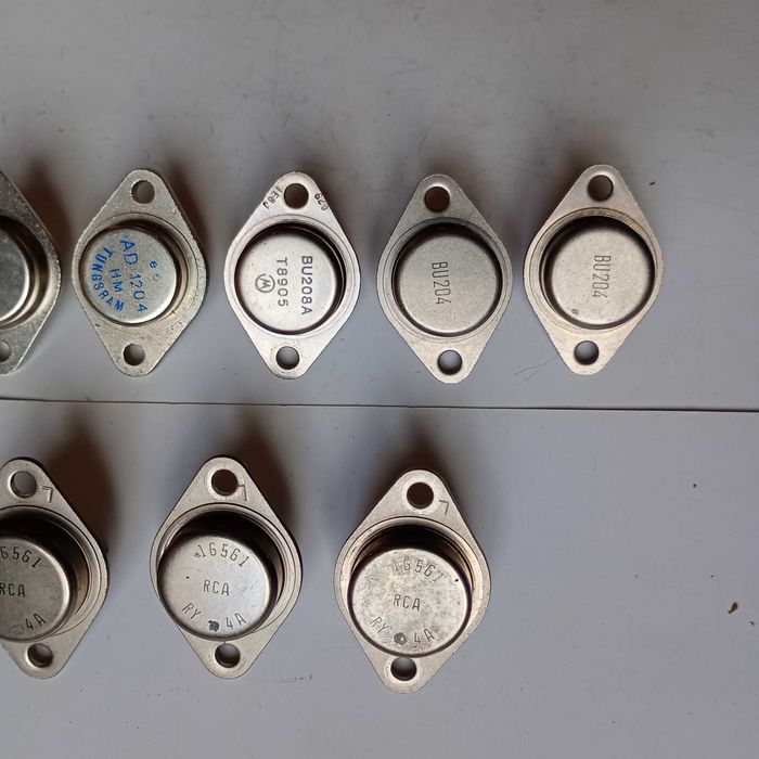 Tranzystor RCA RY4A, Philips BU205, BU204, Tunsgram BUY12T, AD1204