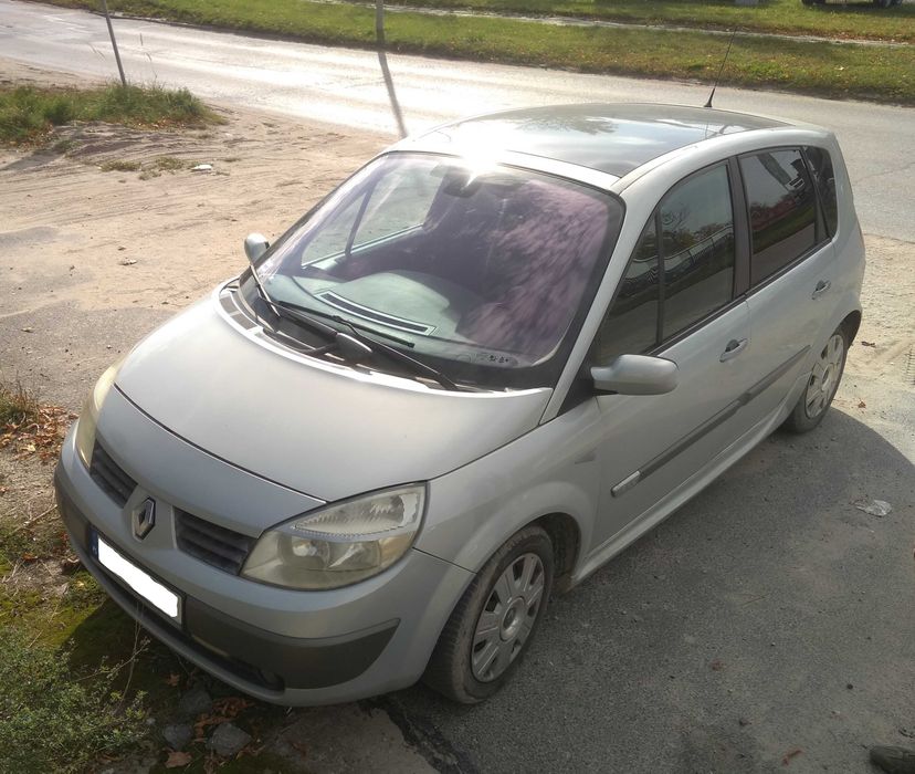 Renault Scenic II - diesel 1.9 dCi, rok 2003