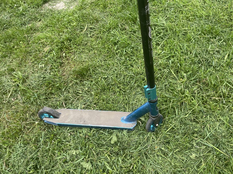 Самокат трюковий Explore б/у