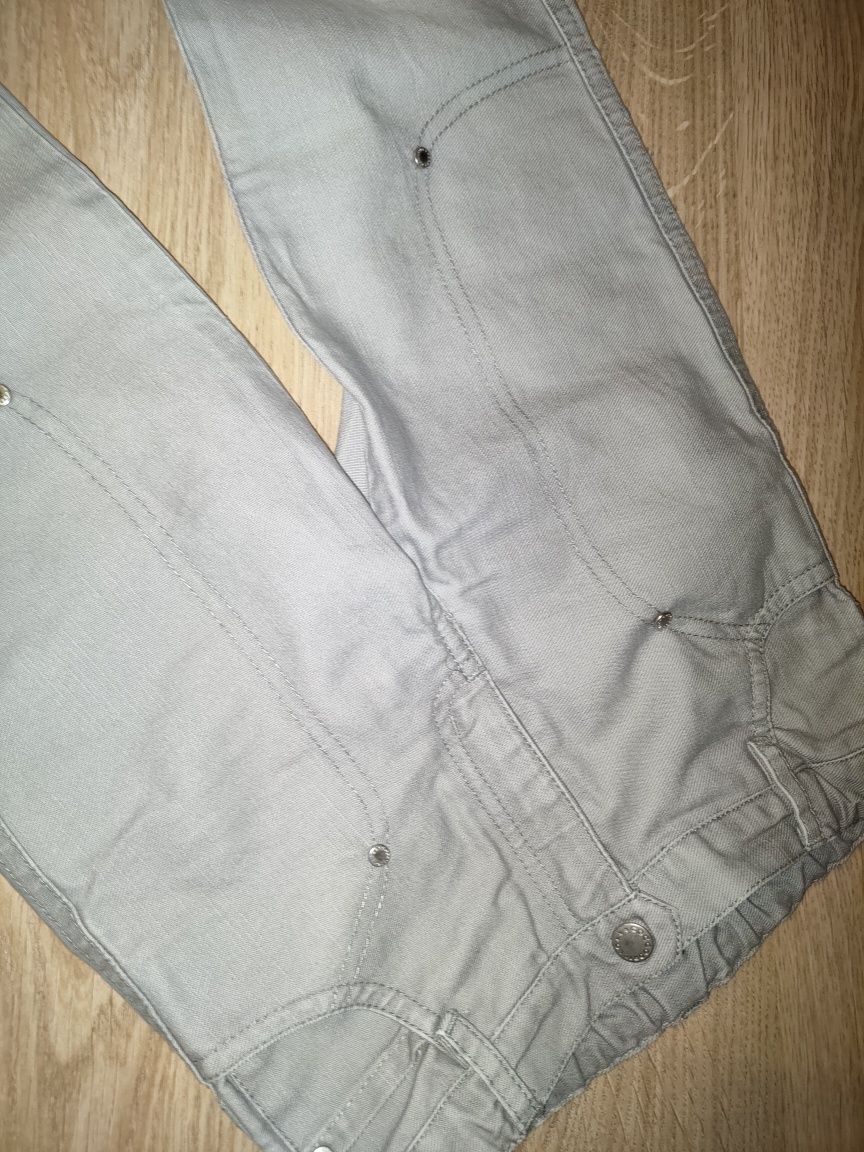 Spodnie jeans beżowe szare r.116 chłopięce coccodrillo