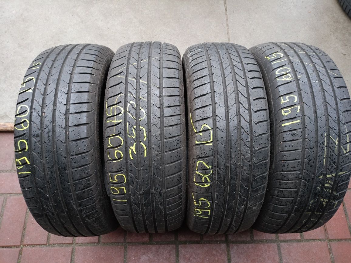 Opony letnie firmy Goodyear 195/60r15 6mm 350zl 4szt