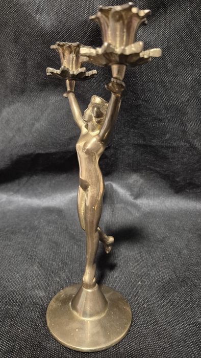 Świecznik mosiężny figurka