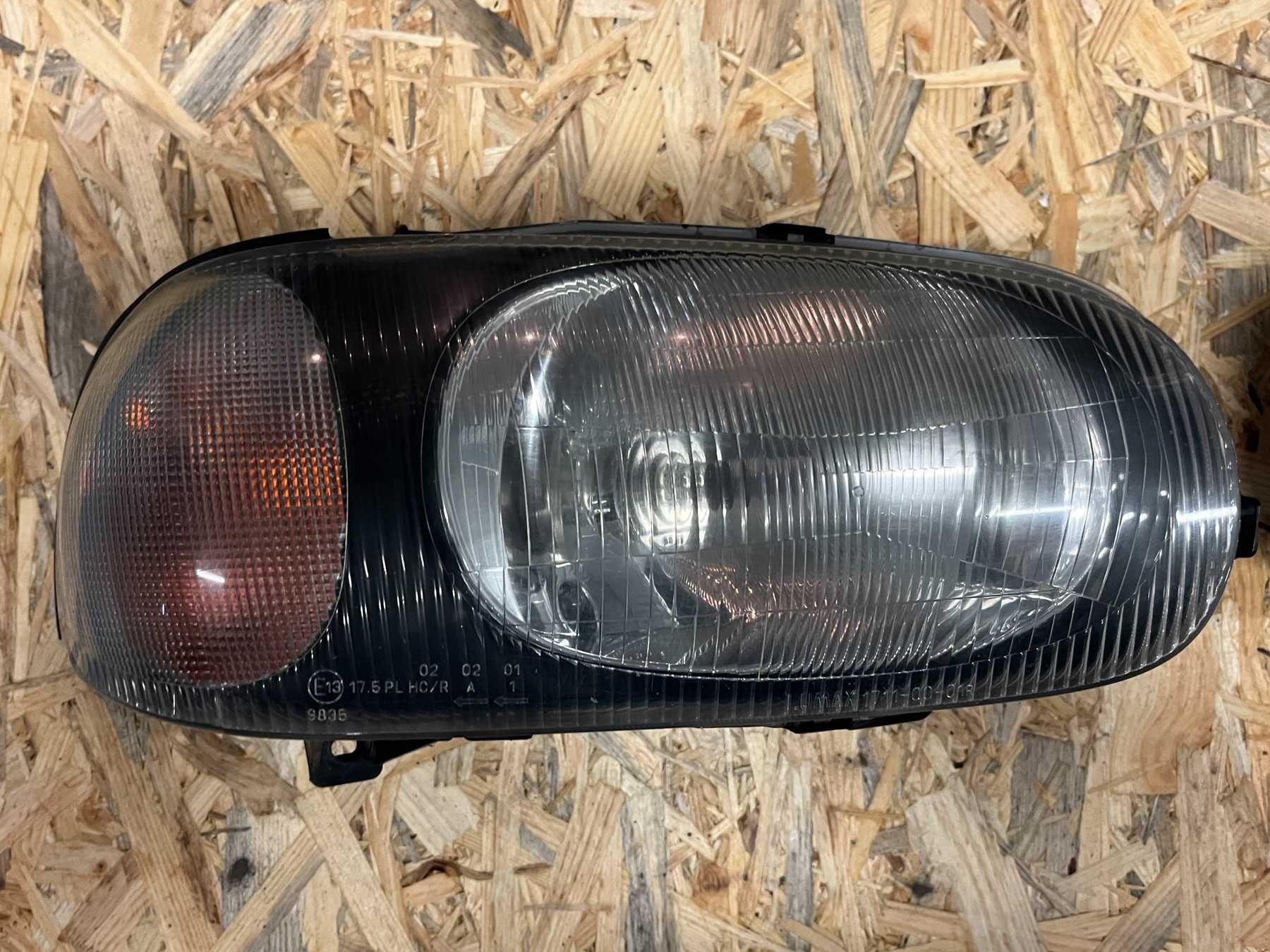 Lampy przód Suzuki Alto IV 2003 komplet 2szt