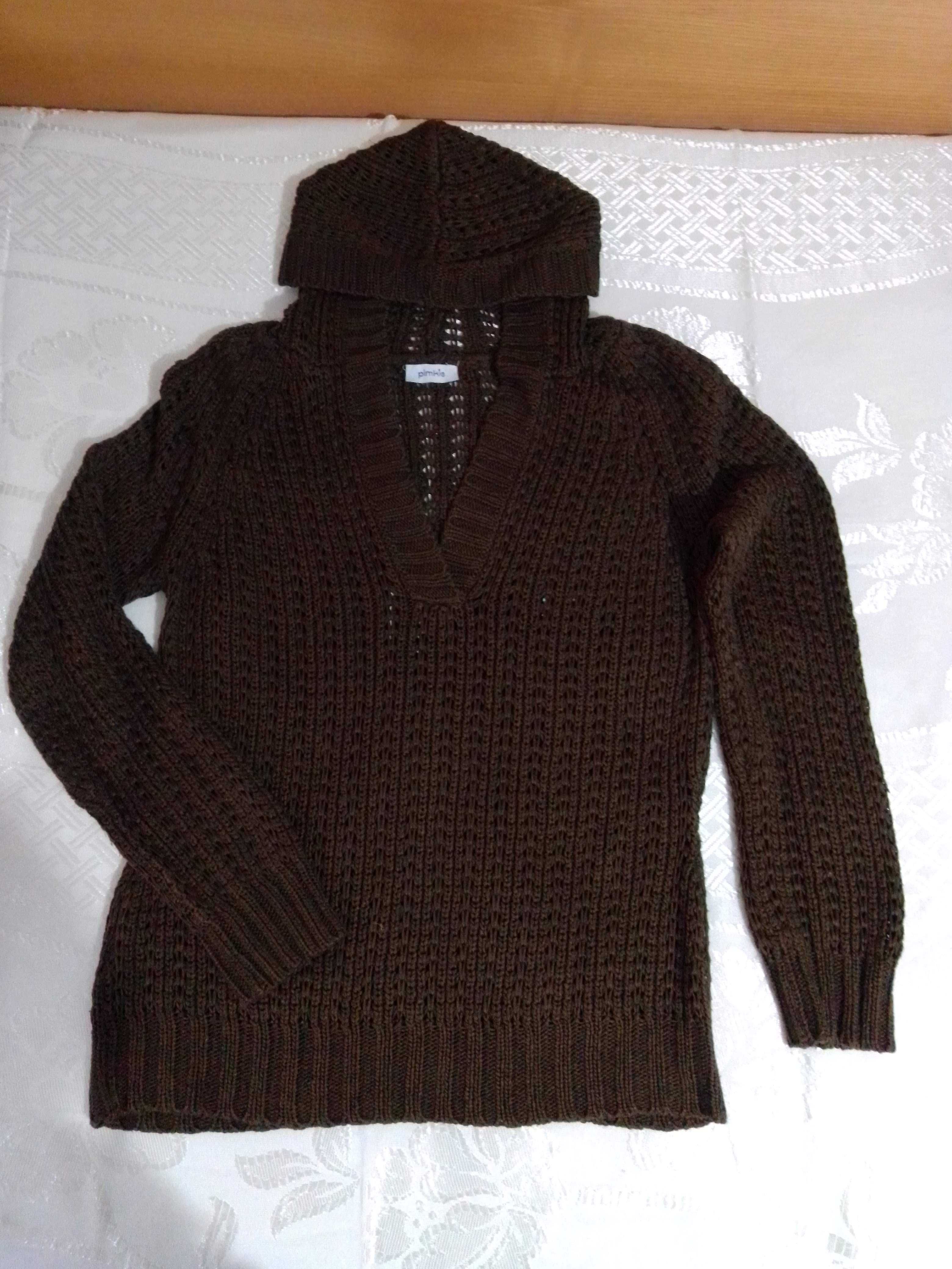 Camisola Castanha com Capuz